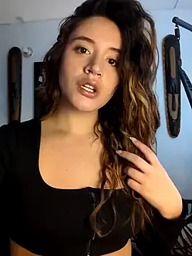 maliciaworld — Make me feel in heaven