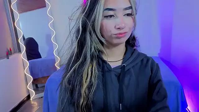 Freechat Malory_tay1 on StripChat