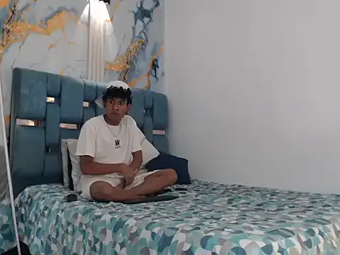 MAPOLA_GREAT on StripChat