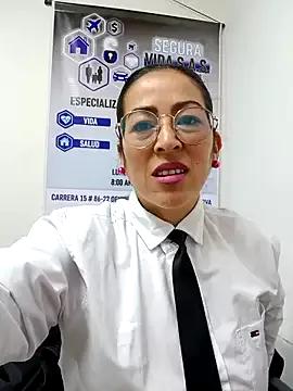 Freechat MARIANA-12_ on StripChat