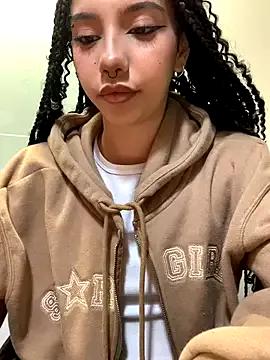 Freechat MiaaCute- on StripChat