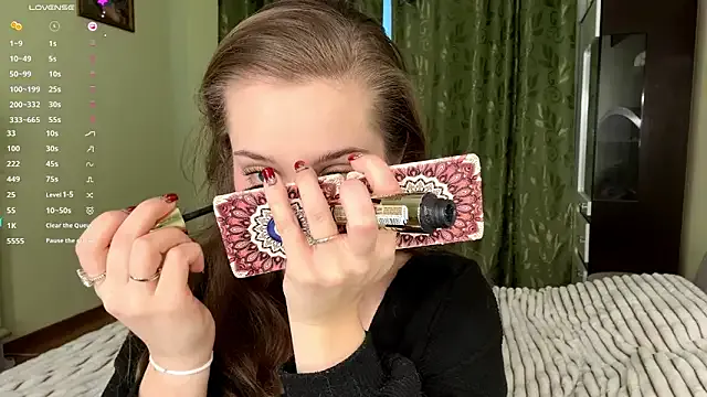 MiaBlanko on StripChat