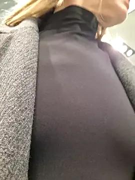 Miss____Mia_ on StripChat