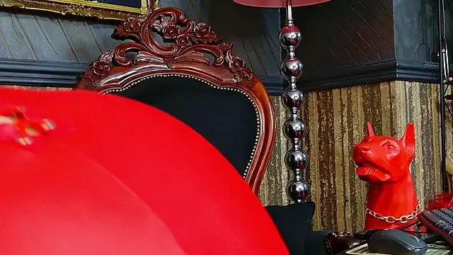 MistressEly on StripChat