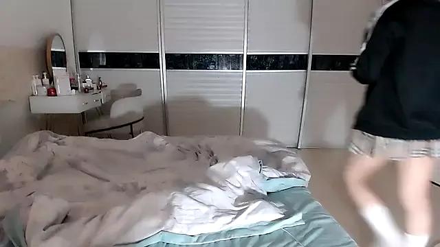 Miu1_girl on StripChat