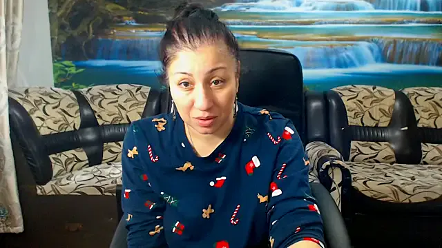 MoistMady on StripChat