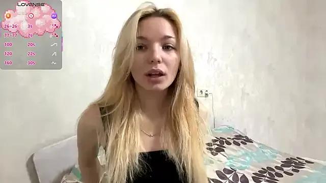 Freechat MycuteMolly on StripChat