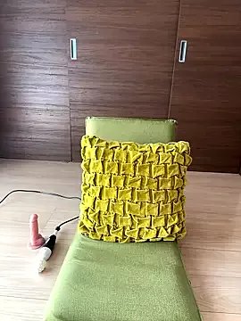 Freechat natsumi_NTR_TV on StripChat