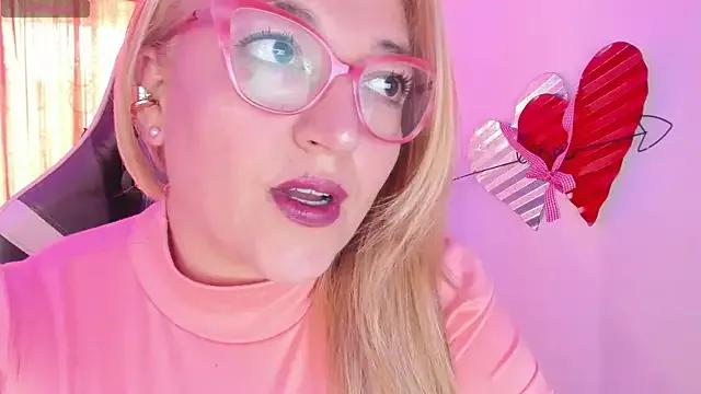 Naty_Mature_ on StripChat 