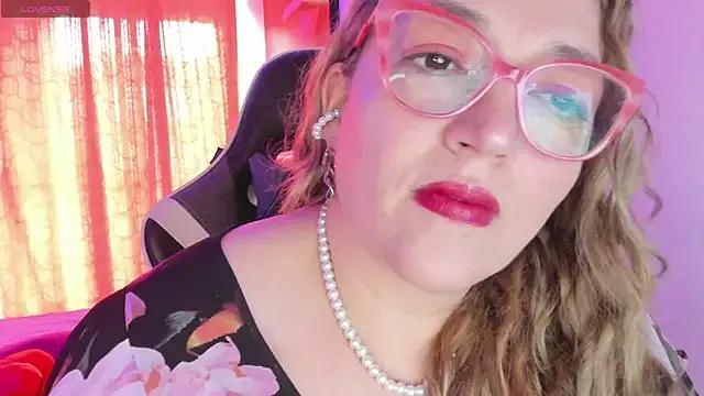 Naty_Mature_ on StripChat 