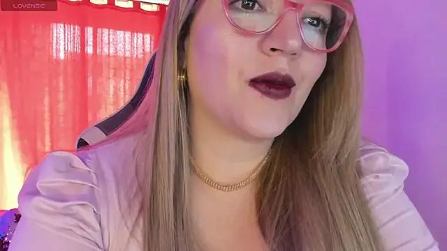 Naty_Mature_ on StripChat 