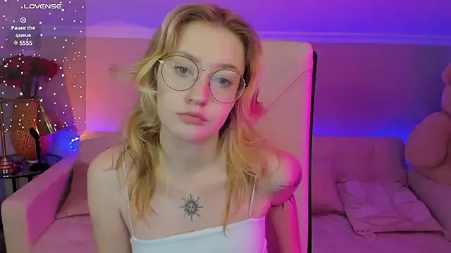 Private Nerissa_xo on StripChat