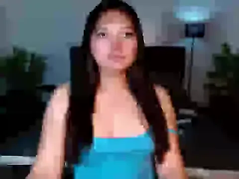 Nikki_Karishma — IM SINGLE AND LIVING ALONE!!!