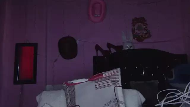 Freechat NikkiRous_ on StripChat