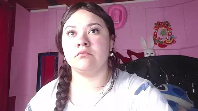 Freechat NikkiRous_ on StripChat