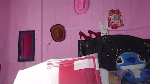 Freechat NikkiRous_ on StripChat