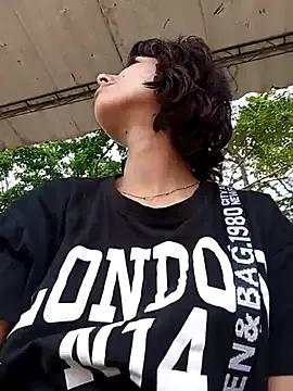 Freechat nina_sky on StripChat