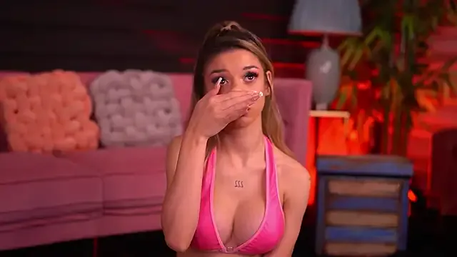 OdetteMason on StripChat