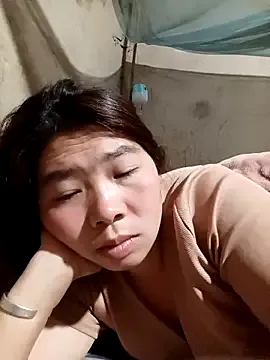 quynhkoolbae on StripChat