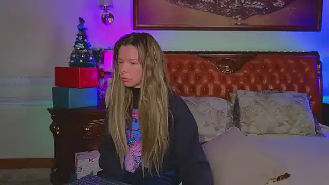 Real_Tini on StripChat