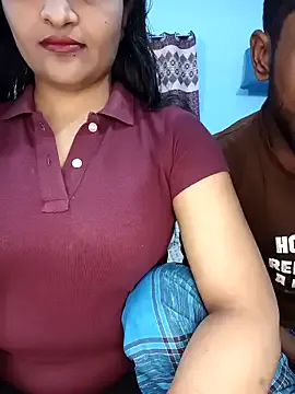 RomanticCouple432 on StripChat