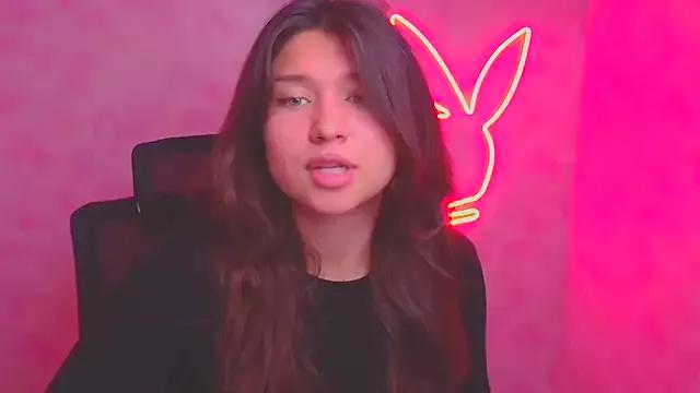 Private Sandra_Curly on StripChat