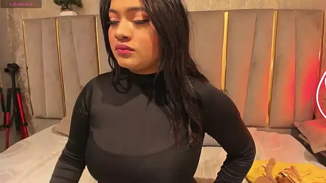 Freechat Sariitaa_ on StripChat