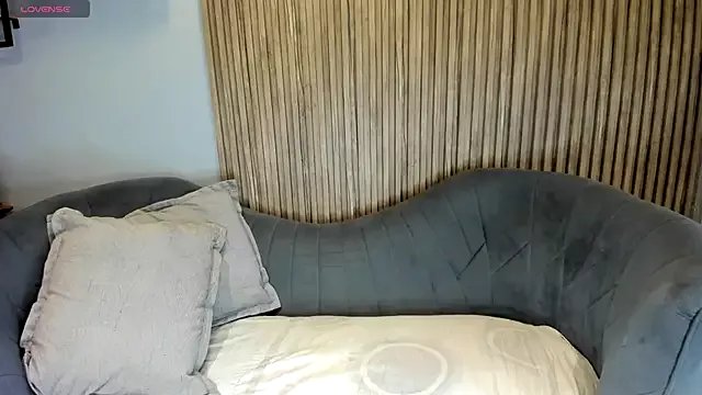 Freechat Sariitaa_ on StripChat