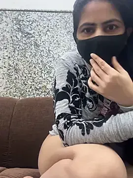 SashaPatel on StripChat