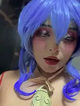 Freechat seraphine23 on StripChat