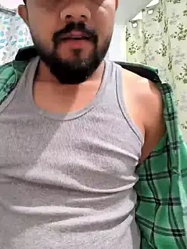 sexytomdev on StripChat