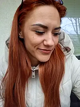 Freechat SlimBellaa on StripChat