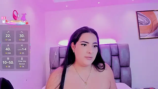 sofiacaramel — SHOW BOOBS 