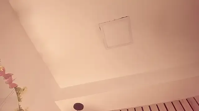 sofiesoft — MOVE MY PANTY! PUSSY CLOSE UP