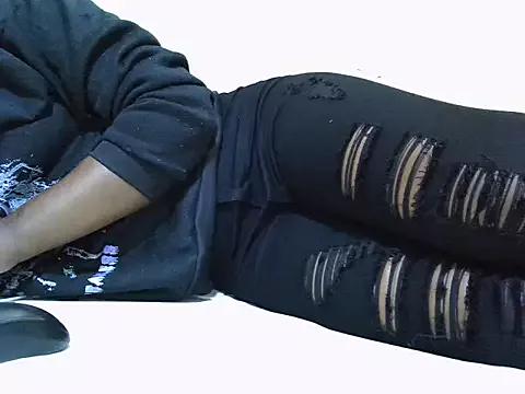 Freechat sweetangel41 on StripChat