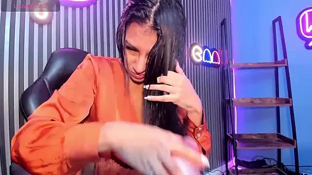 Tamaraakins on StripChat 