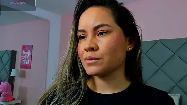 Freechat TaylorEvanss on StripChat