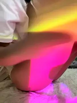 Freechat tran_my on StripChat