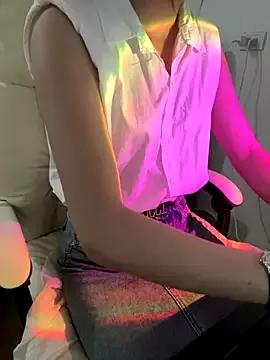 Freechat tran_my on StripChat