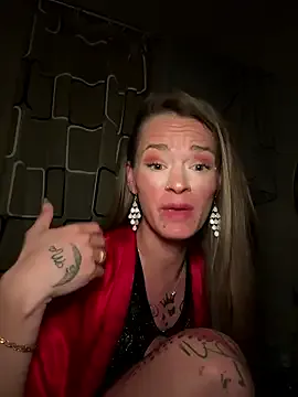 vinique99 on StripChat