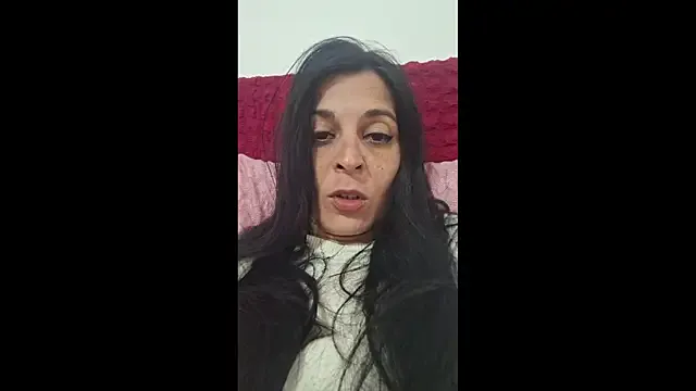 Viola43 on StripChat