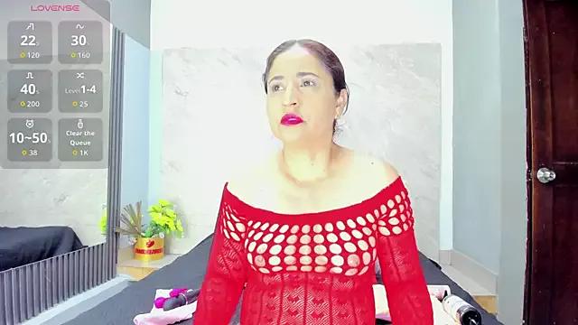 Yaya____11 on StripChat 