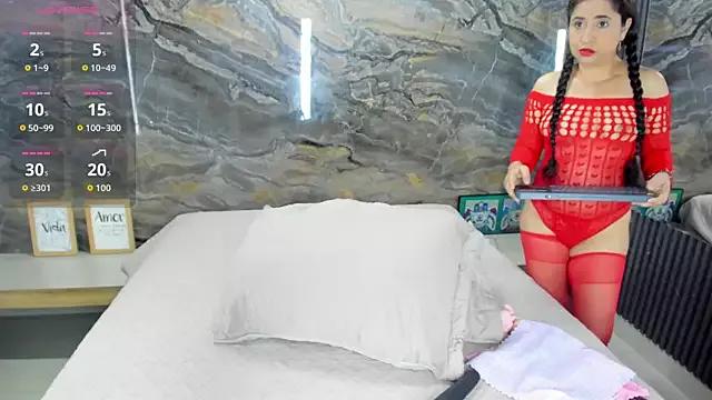 Yaya____11 on StripChat 