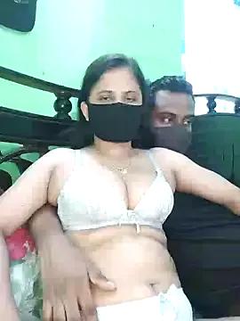 Freechat Younger_Couples on StripChat