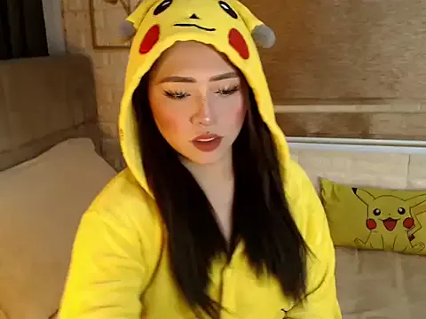 yourdevilsweettsx on StripChat