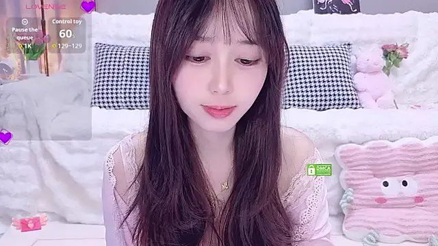 Freechat Yuyouwei- on StripChat